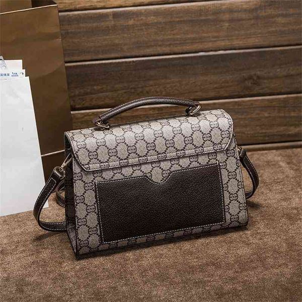 new style temperament printed handbag portable small bag buckle sling one shoulder messenger bag female bags
new style temperament printed handbag portable small bag buckle sling one shoulder messenger bag female bags