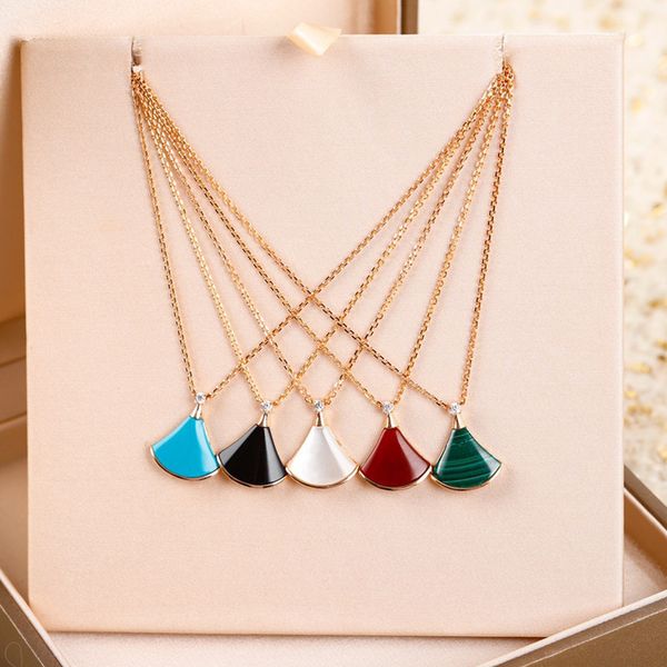 925 sterling silver rose gold plated small skirt necklace fan pendant feminine glamour fashion brand luxury jewelry 220722
925 sterling silver rose gold plated small skirt necklace fan pendant feminine glamour fashion brand luxury jewelry 220722