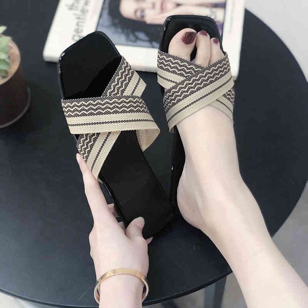 2022 summer black flat bottom casual adhive fashionable women's sandals 2022 brand luxury fashion design ladies slippers
2022 summer black flat bottom casual adhive fashionable women's sandals 2022 brand luxury fashion design ladies slippers