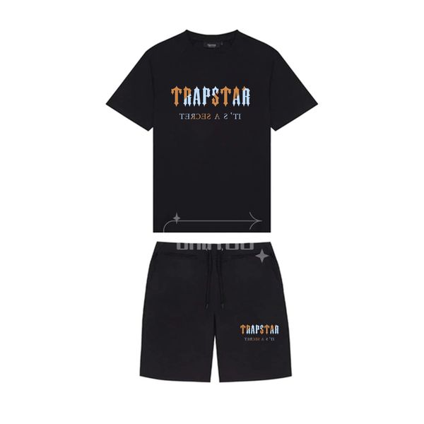 tide brand trapstar t shirt shorts two-piece american hip-hop designer short-sleeved t-shirt sweatpants fashion summer loose cotton, White;black
tide brand trapstar t shirt shorts two-piece american hip-hop designer short-sleeved t-shirt sweatpants fashion summer loose cotton, White;black