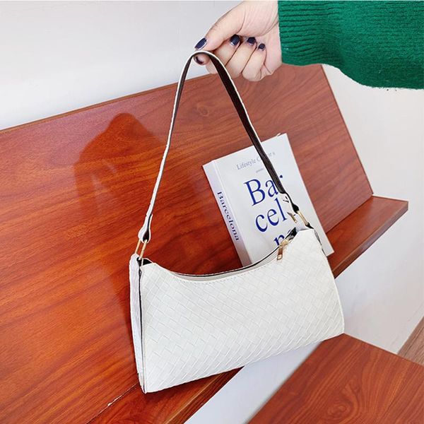 evening bags simple woven handbags underarm bag trendy fashion women's shoulder solid color zipper small square for women 2022
evening bags simple woven handbags underarm bag trendy fashion women's shoulder solid color zipper small square for women 2022