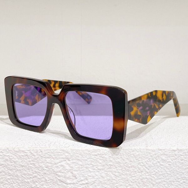 locs sunglasses style square frame mens womens designer model unique temples fashion sense super with yeji, White;black
locs sunglasses style square frame mens womens designer model unique temples fashion sense super with yeji, White;black