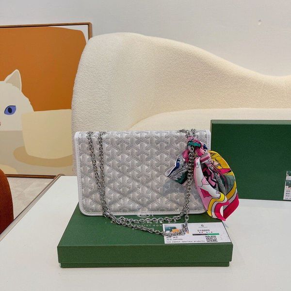 woman leather envelope anjou bag purse holder long business women goya chain bag fashion one shoulder with silk scraf purses shopping
woman leather envelope anjou bag purse holder long business women goya chain bag fashion one shoulder with silk scraf purses shopping