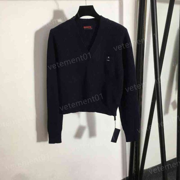 luxury womens sweaters fashion brand red embroidered letter v-neck pullover knit jackets designer sweater women clothing 0912, White;black
luxury womens sweaters fashion brand red embroidered letter v-neck pullover knit jackets designer sweater women clothing 0912, White;black