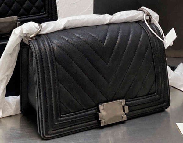 classical chevron line caviar bags quilted flap fashion luxurys designers calfskin cowhide interwoven chain crossbody wholesale shoulder bag
classical chevron line caviar bags quilted flap fashion luxurys designers calfskin cowhide interwoven chain crossbody wholesale shoulder bag