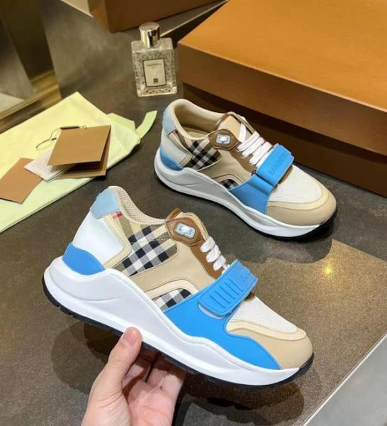 2021 latest four seasons casual sneakers ladies shoe designer simple fashion nylon sheepskin inner sport shoes luxurys triangle
2021 latest four seasons casual sneakers ladies shoe designer simple fashion nylon sheepskin inner sport shoes luxurys triangle