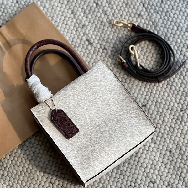 mini cally shoulder bag designer bags handbag purse luxury handbags leather women
mini cally shoulder bag designer bags handbag purse luxury handbags leather women