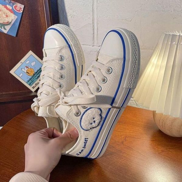 kawaii canvas sneakers japanese style cartoon embroidery women shoes students fashion 2022 summer new cute vulcanize shoes
kawaii canvas sneakers japanese style cartoon embroidery women shoes students fashion 2022 summer new cute vulcanize shoes