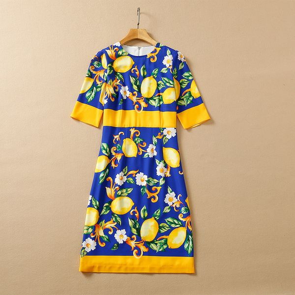 european and american women's summer 2022 new half sleeve lemon flower print fashionable blue dress with round neck, Black;gray
european and american women's summer 2022 new half sleeve lemon flower print fashionable blue dress with round neck, Black;gray
