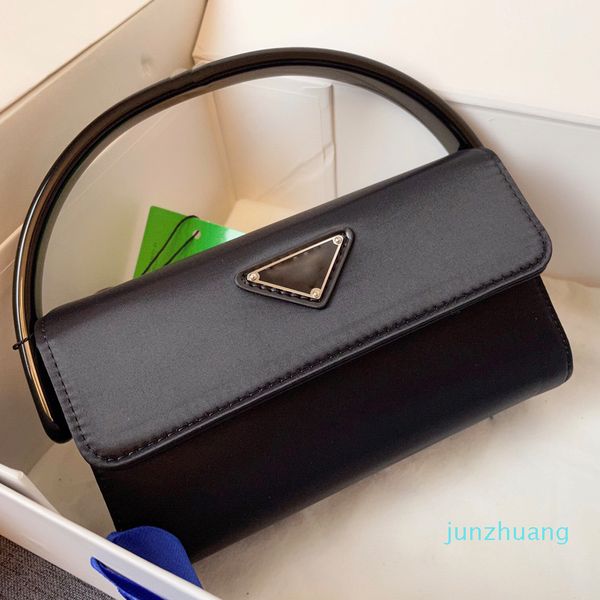 pra da bag 2022 totes women handbags purse artwork interior compartment wallet fashion letters hardware metal triangle sewing edge flap hand
pra da bag 2022 totes women handbags purse artwork interior compartment wallet fashion letters hardware metal triangle sewing edge flap hand