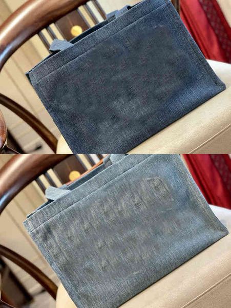 denim shopping bag blue designer letter shoulder crossbag quilted large capacity tote purses luxury handbags 28x40 cm
denim shopping bag blue designer letter shoulder crossbag quilted large capacity tote purses luxury handbags 28x40 cm