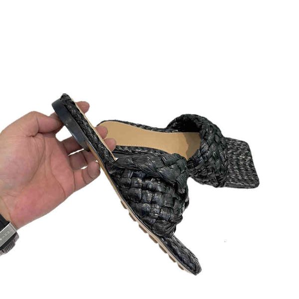 dress shoes spring summer mules slippers brand desginer slides casual shoes square flat heels woven straw sandals 41 42, Black
dress shoes spring summer mules slippers brand desginer slides casual shoes square flat heels woven straw sandals 41 42, Black