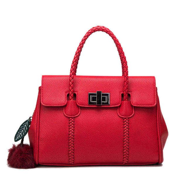 designers bags leather women's bag lychee pattern hand one shoulder slant across korean wrist cowhide guangzhou
designers bags leather women's bag lychee pattern hand one shoulder slant across korean wrist cowhide guangzhou
