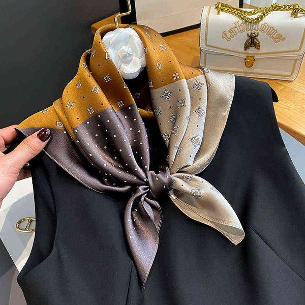 70x70cm kerchief luxury print bandannas four seasons square headcloth fashion lattice silk scarves popular sunscreen small scarf g220513, Blue;gray
70x70cm kerchief luxury print bandannas four seasons square headcloth fashion lattice silk scarves popular sunscreen small scarf g220513, Blue;gray