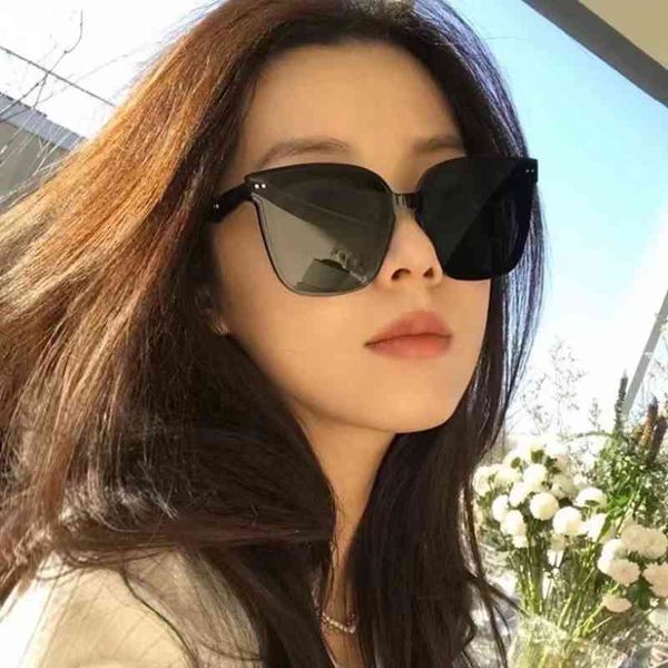 women sunglasses luxury brand designer same sunglass trend high sense ins glass women's version anti ultraviolet driving vintage sun gl, White;black
women sunglasses luxury brand designer same sunglass trend high sense ins glass women's version anti ultraviolet driving vintage sun gl, White;black