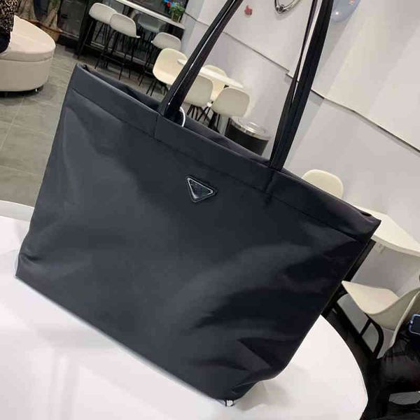 p home net red envelope women 2022 new high-capacity tote bag versatile shoulder armpit shopping bag
p home net red envelope women 2022 new high-capacity tote bag versatile shoulder armpit shopping bag