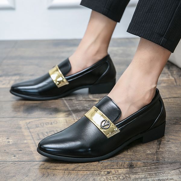 business dress shoes mens italian loafers black pointed metal decorative leather shoes slip on wedding banquet zapatos de hombre
business dress shoes mens italian loafers black pointed metal decorative leather shoes slip on wedding banquet zapatos de hombre