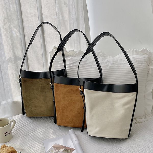 fashion contrast canvas women shoulder bag retro large capacity bucket womens messenger bag brand designer casual woman handbag
fashion contrast canvas women shoulder bag retro large capacity bucket womens messenger bag brand designer casual woman handbag
