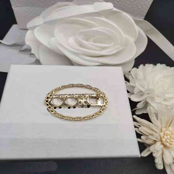 fashion new jewelry trend luxury brand designer wholesale d family letter color diamond fur clothing accsori temperament pin female, Silver
fashion new jewelry trend luxury brand designer wholesale d family letter color diamond fur clothing accsori temperament pin female, Silver