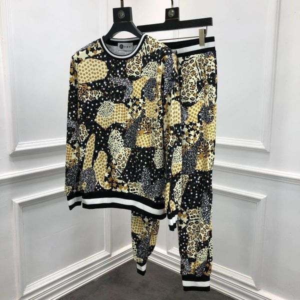 men's tracksuits men's tracksuits 2022 autumn 19fw fashion brand sweatshirt pullover + pant famous long sleeve leopard star print, Gray
men's tracksuits men's tracksuits 2022 autumn 19fw fashion brand sweatshirt pullover + pant famous long sleeve leopard star print, Gray