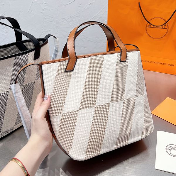 canvas handbag shoulder bag women crossbody bags tote purse fashion leather strap large capacity travel vacation open pouch lady casual buck
canvas handbag shoulder bag women crossbody bags tote purse fashion leather strap large capacity travel vacation open pouch lady casual buck