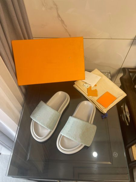 2023 new luxury designer women sandals channel quilted double jelly style casual women flat slippers summer beach women slides macaron 0829, Black
2023 new luxury designer women sandals channel quilted double jelly style casual women flat slippers summer beach women slides macaron 0829, Black