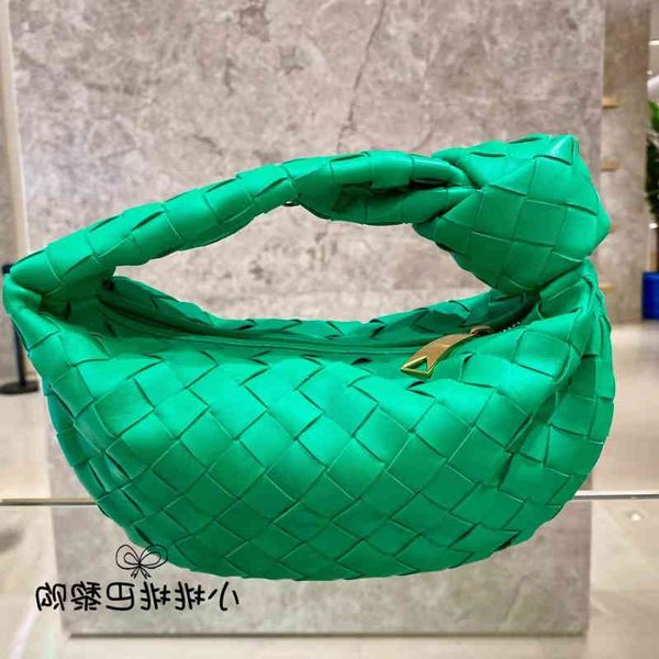 designer handbags bottegav venetas classic woven jodie mini cloud armpit bag pillow handbag dlmr
designer handbags bottegav venetas classic woven jodie mini cloud armpit bag pillow handbag dlmr