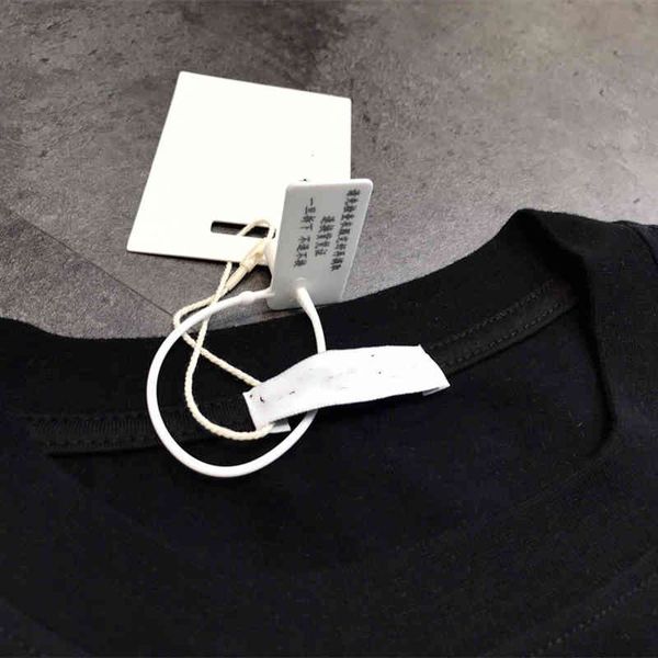 2022 brand t shirt chaopai dijia laser reflective letter dr round neck short sleeve casual t-shirt fo r6fi, White;black
2022 brand t shirt chaopai dijia laser reflective letter dr round neck short sleeve casual t-shirt fo r6fi, White;black