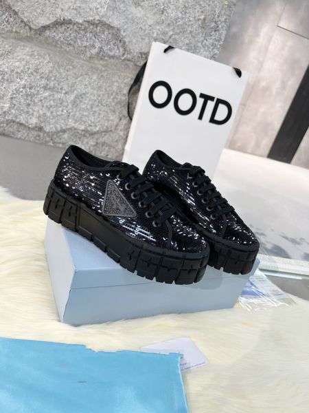 luxury brand designer womens mens casual shoe sneaker lighted leather trainer nylon printed platform 0714, Black
luxury brand designer womens mens casual shoe sneaker lighted leather trainer nylon printed platform 0714, Black