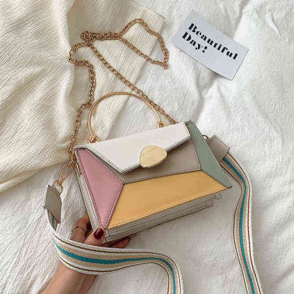 contrast color pu leather crossbody bags for women 2020 chain handbags with metal handle shoulder simple bag small kawaii totes g220422
contrast color pu leather crossbody bags for women 2020 chain handbags with metal handle shoulder simple bag small kawaii totes g220422