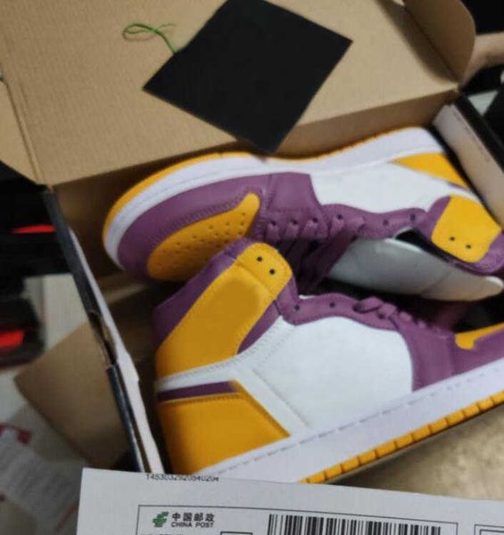 1 designer dark bred mens og, Black 
1 designer dark bred mens og, Black