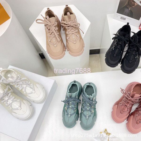 dress shoes daddy shoes with increased air permeability, thick soled casual sports shoes, fashionable and comfortable, slim, cross bandage,, Black 
dress shoes daddy shoes with increased air permeability, thick soled casual sports shoes, fashionable and comfortable, slim, cross bandage,, Black