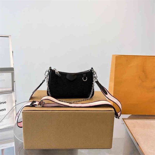 cowhide water ripple easy pouch on strap shoulder crossbody bags with chain designer handbags lady purse women fashion messenger shopping n4
cowhide water ripple easy pouch on strap shoulder crossbody bags with chain designer handbags lady purse women fashion messenger shopping n4