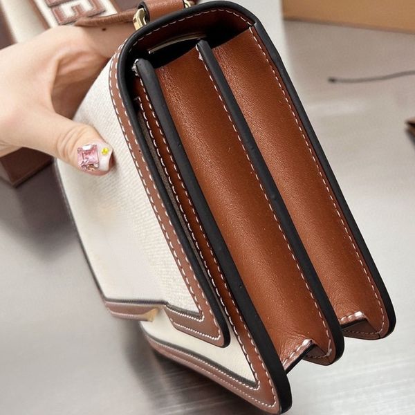 selling designer shoulder bags tide brand bury messenger bag classic tb buckle canvas totebag shoulder strap embroidered flap bag
selling designer shoulder bags tide brand bury messenger bag classic tb buckle canvas totebag shoulder strap embroidered flap bag