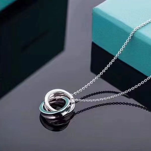 fashion 925 sterling silver double ring pendant necklace for woman classic clavicle chain for valentines day personalized designer jewelry c
fashion 925 sterling silver double ring pendant necklace for woman classic clavicle chain for valentines day personalized designer jewelry c