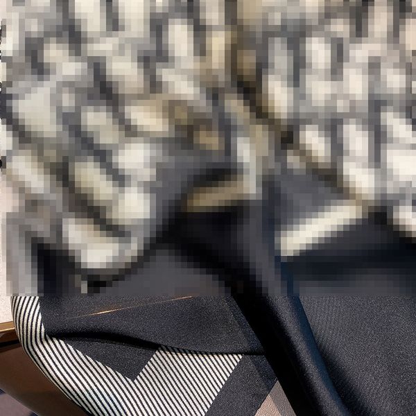 scarves 2022 new high-end fashion european and american printing 90 * 180 long large scarf silk printing letter shawl, Blue;gray
scarves 2022 new high-end fashion european and american printing 90 * 180 long large scarf silk printing letter shawl, Blue;gray