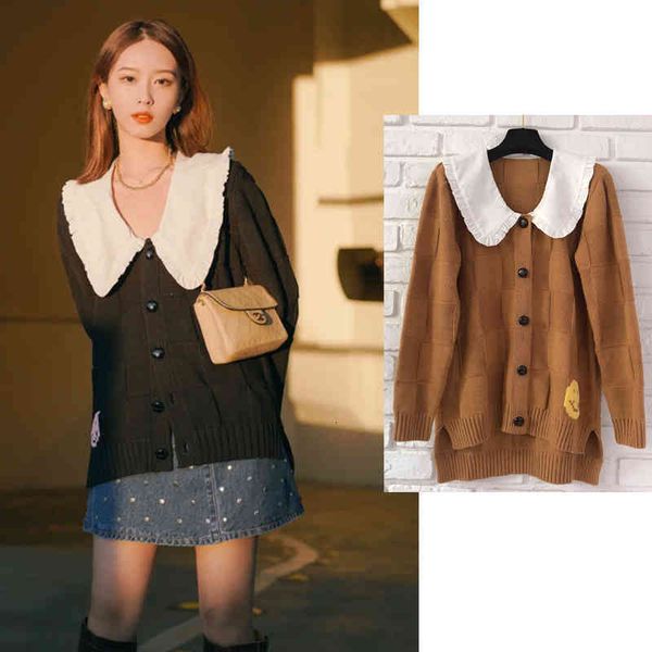 women's sweaters autumn and winter checkered doll collar stitching smiling face pattern temperament sweater knitted cardigan women, White;black
women's sweaters autumn and winter checkered doll collar stitching smiling face pattern temperament sweater knitted cardigan women, White;black