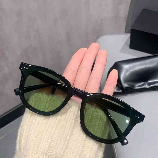 women's big 2022 new brand outdoor sunglasses factory wholesale direct store, White;black
women's big 2022 new brand outdoor sunglasses factory wholesale direct store, White;black