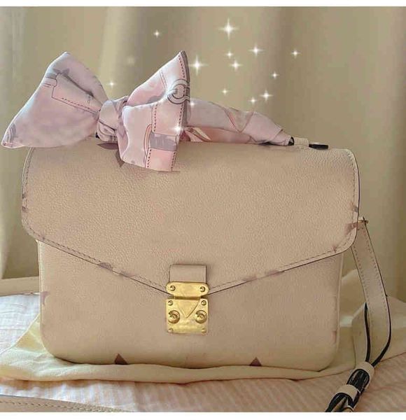 famous designer female handbag luxury handbag brand handbag shoulder bags bag diagonal bag g220817
famous designer female handbag luxury handbag brand handbag shoulder bags bag diagonal bag g220817