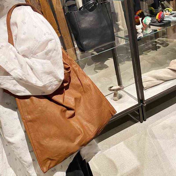arts single shoulder bag female minority design small leather versatile temperament high texture leisure armpit bag summer 220616
arts single shoulder bag female minority design small leather versatile temperament high texture leisure armpit bag summer 220616