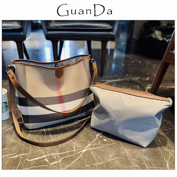 fashion large capacity plaid canvas women tote bag luxury convertible female two straps leather crossbody hobo shoulder handbag
fashion large capacity plaid canvas women tote bag luxury convertible female two straps leather crossbody hobo shoulder handbag