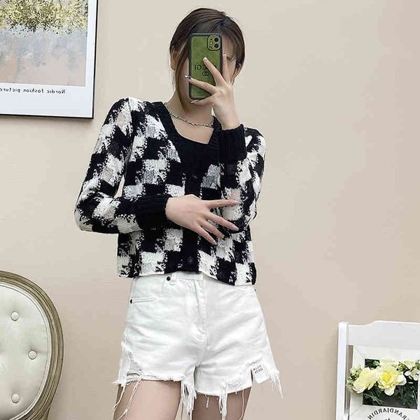 women's knits & tees thousand bird check short cardigan women's v-neck black and white coat 2022 early spring knitted cashmere swe
women's knits & tees thousand bird check short cardigan women's v-neck black and white coat 2022 early spring knitted cashmere swe