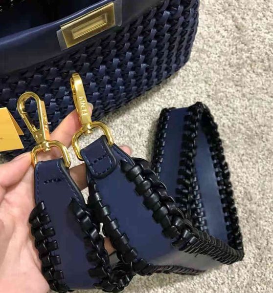 purse sale in 2022signature new bag heavy industry woven portable shoulder bag has large number of shifts
purse sale in 2022signature new bag heavy industry woven portable shoulder bag has large number of shifts