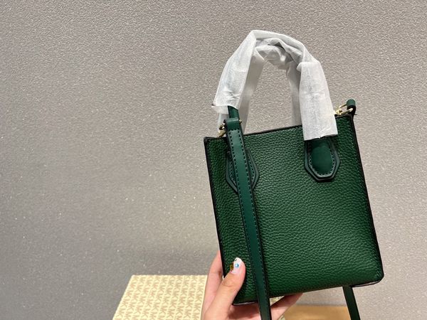 the tote bags fashion designer cool crossbody shoulder handbags letter print practical large capacity womens coin purse clutch casual leathe
the tote bags fashion designer cool crossbody shoulder handbags letter print practical large capacity womens coin purse clutch casual leathe