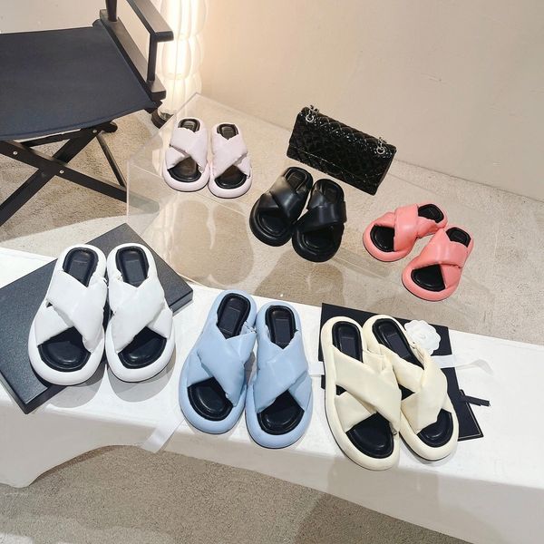 2022 summer new luxury designer thick soled slippers print cross sandals fashion comfort outdoor beach party women bread slippers slides lei, Black
2022 summer new luxury designer thick soled slippers print cross sandals fashion comfort outdoor beach party women bread slippers slides lei, Black