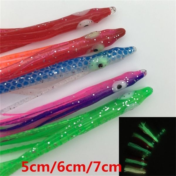 100pcs 5cm 6cm 7cm fishing artifical lures luminous needle ocs skirt squid lure rig soft bait lures 220817
100pcs 5cm 6cm 7cm fishing artifical lures luminous needle ocs skirt squid lure rig soft bait lures 220817