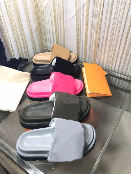 2022 women slippers sandals pool pillow comfort mule waterfront pool waterproof outdoor slipper summer designer luxury fashion ladies beach, Black
2022 women slippers sandals pool pillow comfort mule waterfront pool waterproof outdoor slipper summer designer luxury fashion ladies beach, Black