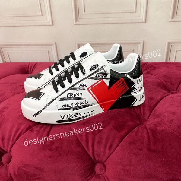 latest mens women sports shoes solid color series simple fashionable leather material comfortable and soft hc210406, Black
latest mens women sports shoes solid color series simple fashionable leather material comfortable and soft hc210406, Black