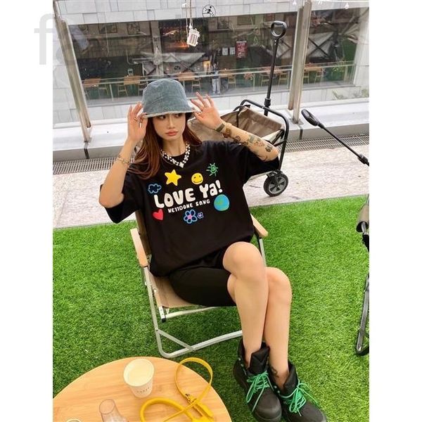 women's t-shirt designer brand 22 spring summer new niche design three-dimensional funny graffiti leisure versatile medium long t-shirt, White
women's t-shirt designer brand 22 spring summer new niche design three-dimensional funny graffiti leisure versatile medium long t-shirt, White