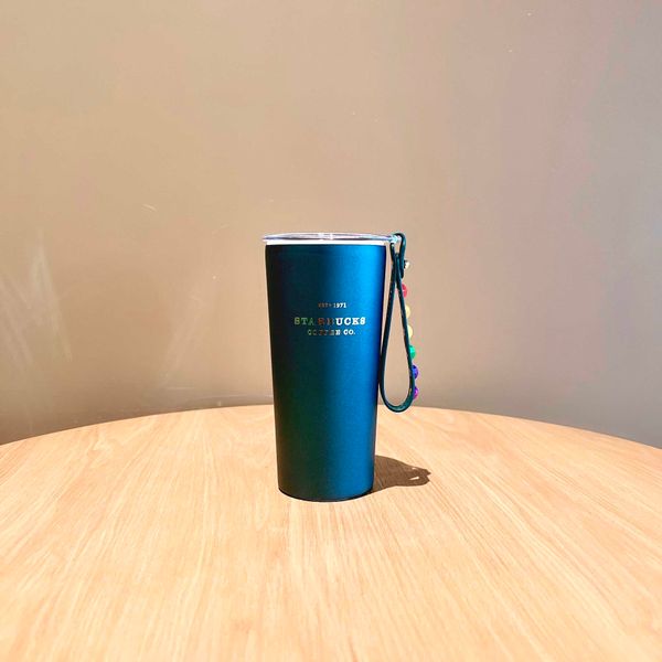 starbucks cup 2022 valentine's day gift rainbow love stainless steel accompanying cup carrying rope drinking table cup
starbucks cup 2022 valentine's day gift rainbow love stainless steel accompanying cup carrying rope drinking table cup